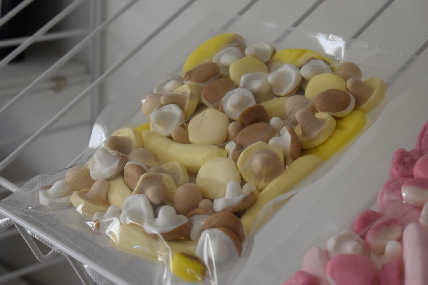 Banana Caramel Swedish Candy Mix | BUBS, Foam, Mushroom Candies (280g)